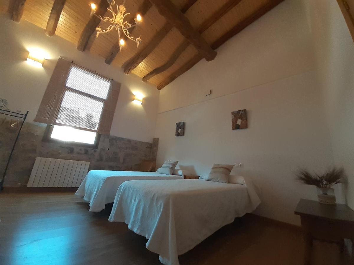 Casa La Foradada Bed & Breakfast Corbera Exterior foto